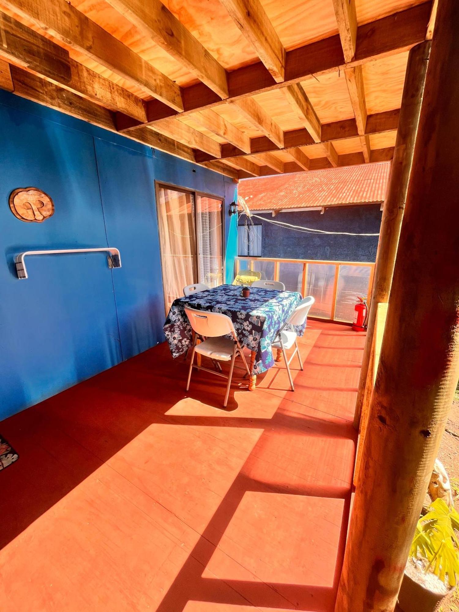 Pua Vaenga Hostel Hanga Roa Exterior photo